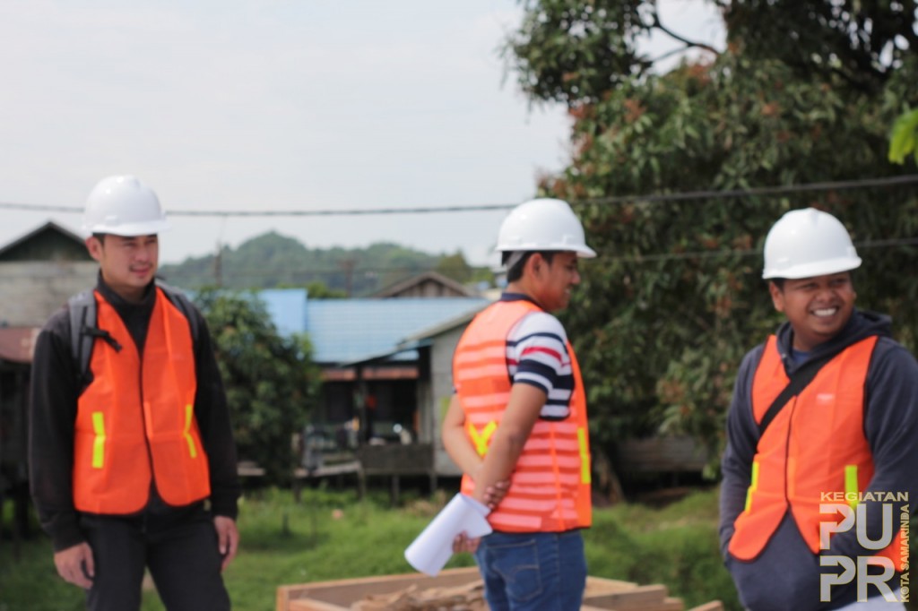 Pembuatan Jembatan Muang Bayur Kec. Samarinda Utara